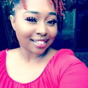 Meet your Posher, Brittney